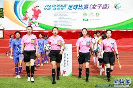 坎比亚索夏季转会动态 意甲英超多队争抢